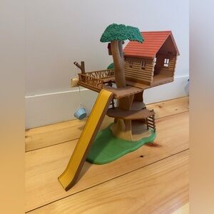 Calico Critters Sylvanian Families Treehouse